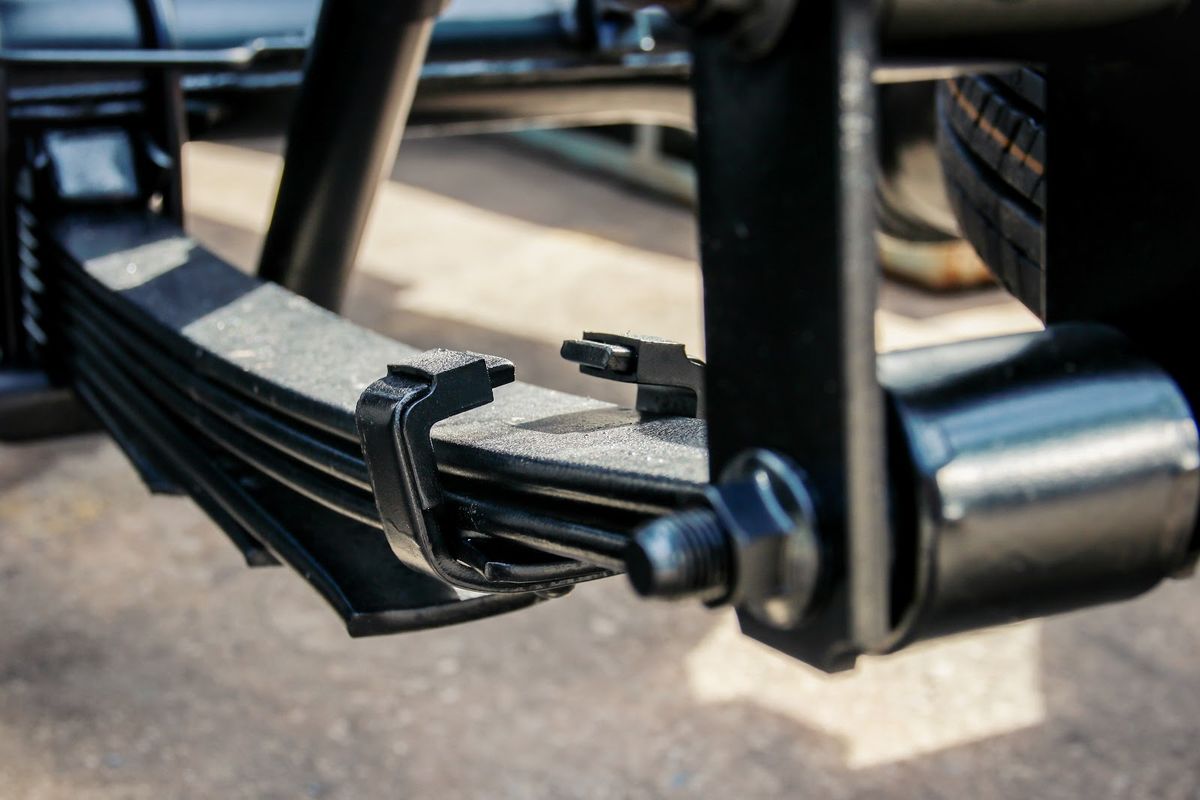 Leaf spring suspension detail